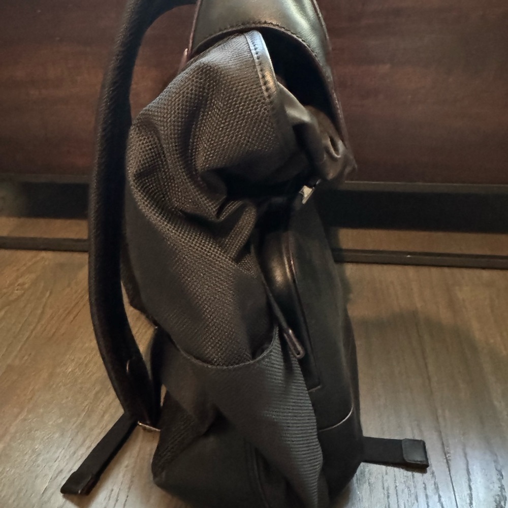 Authentic Coach Backpack - Picture 3 of 7